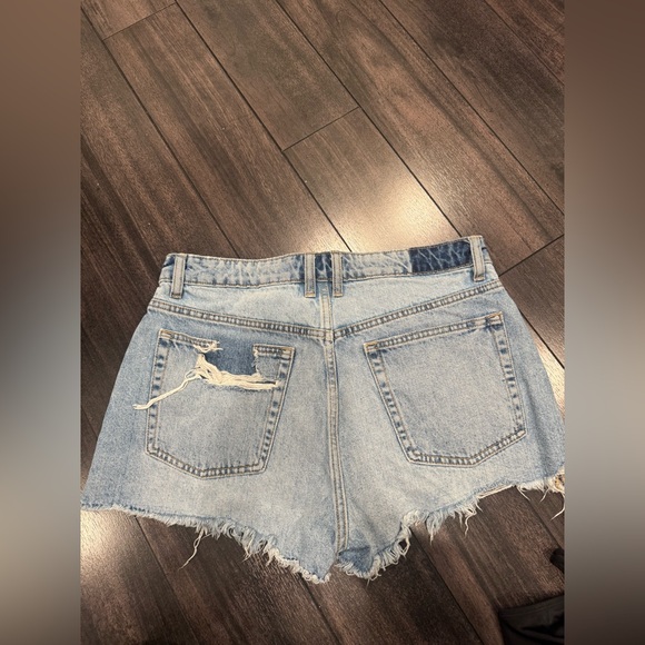 Zara low rise cutoff denim shorts 8 - Picture 2 of 3